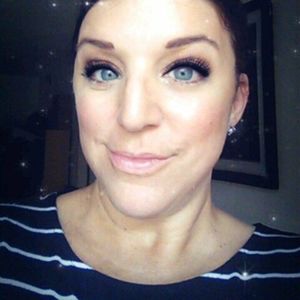 Meet your Posher, Peggy